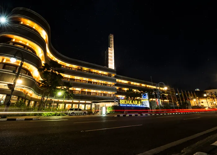 Hotel Savoy Homann