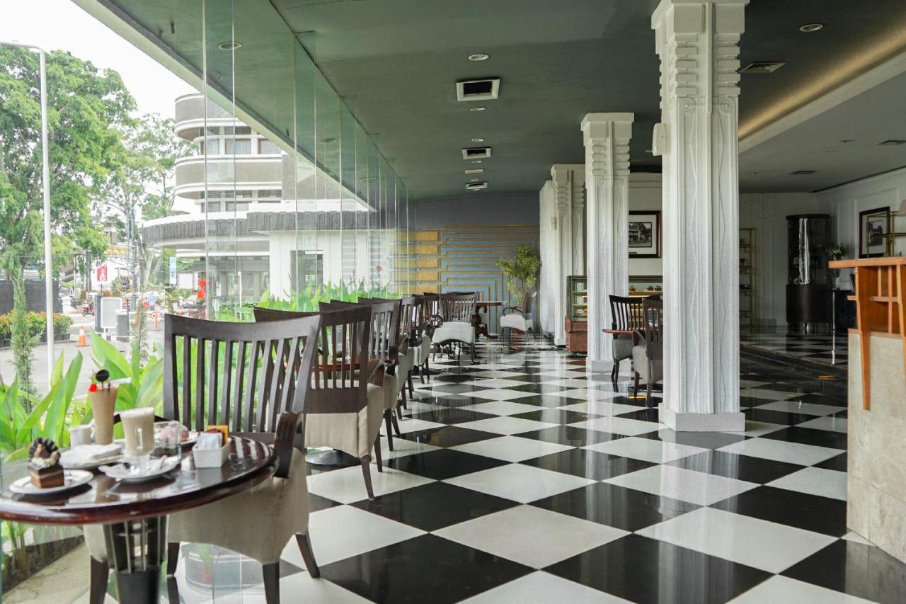 Savoy Homann
