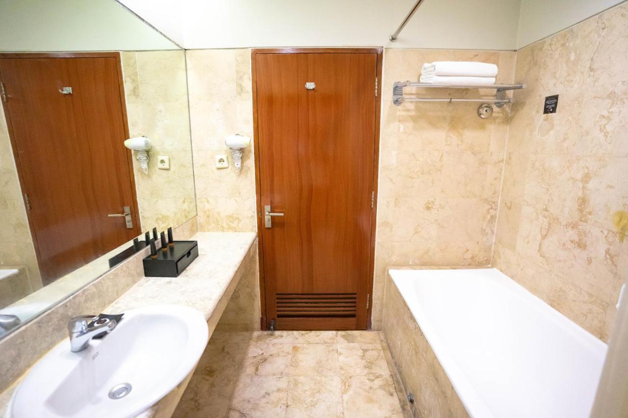 Savoy Homann Hotel 4*