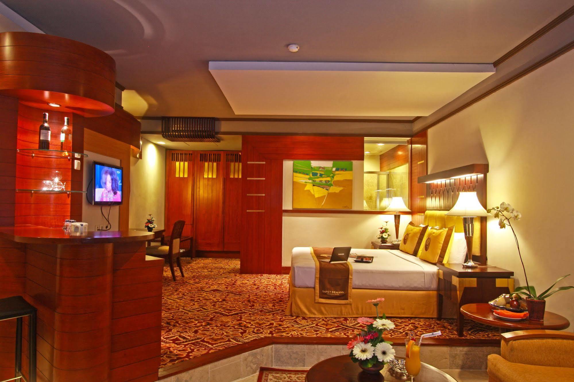 Hotel Savoy Homann 4*