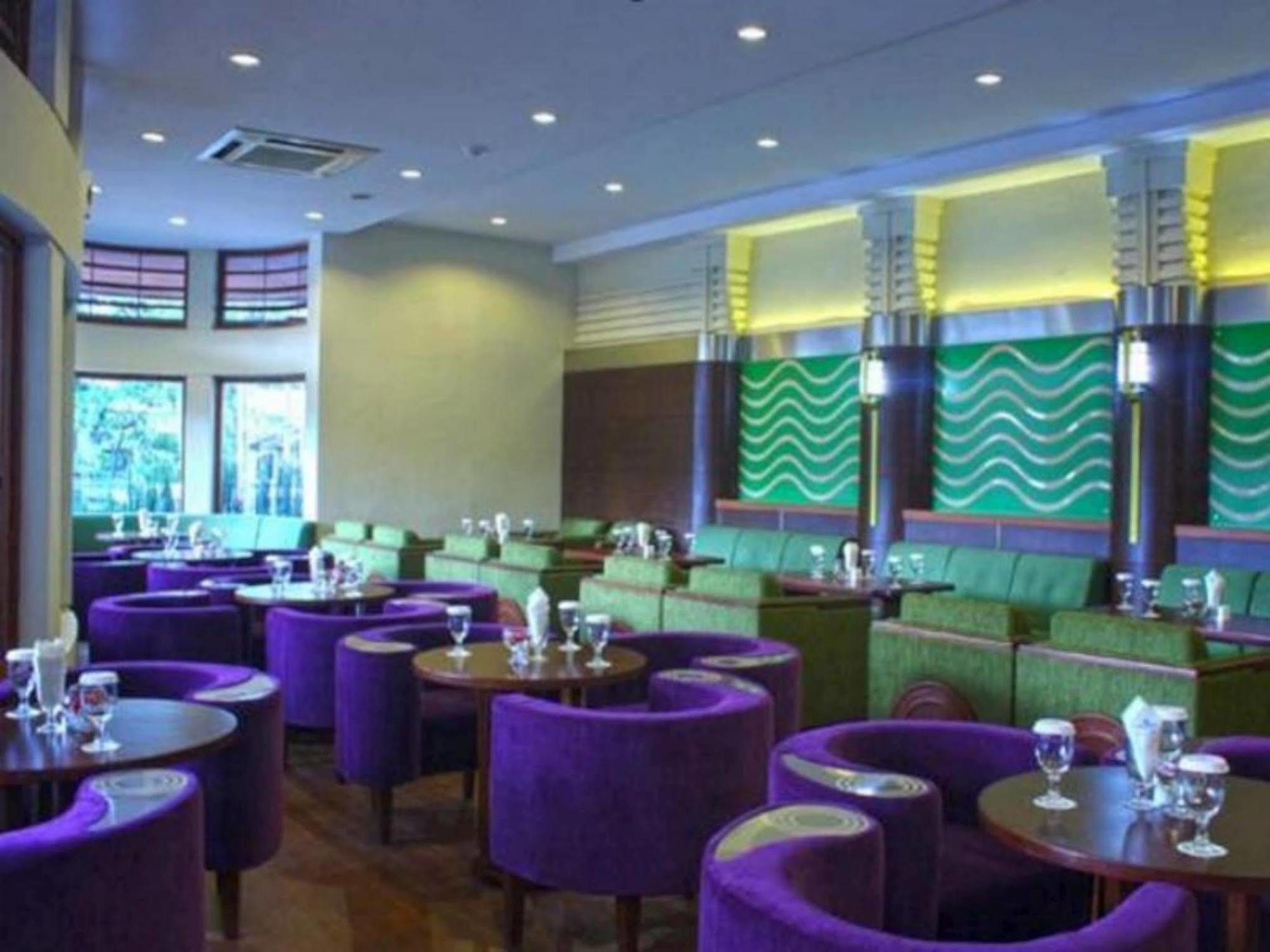 Hotel Savoy Homann