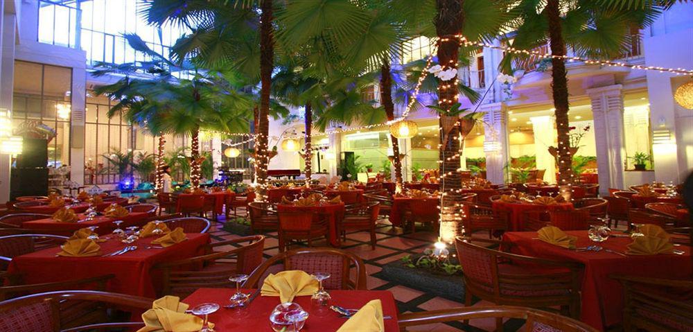 Hotel Savoy Homann